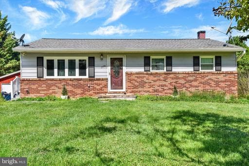 2926 WAREHIME ROAD - Photo 1