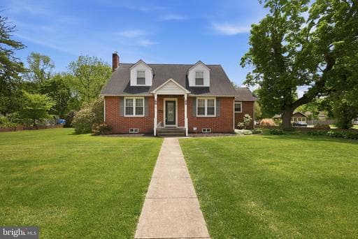 246 MAIN STREET - Photo 1