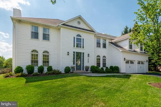 7009 SYMPHONY COURT - Photo 1