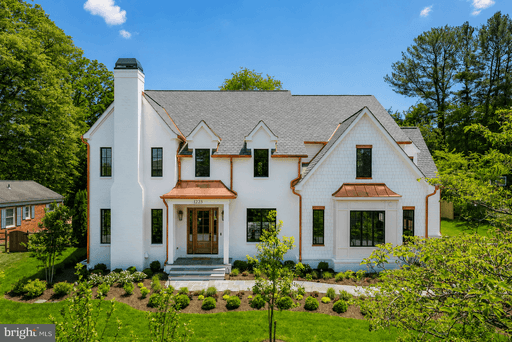 1223 Somerset Dr, McLean, VA 22101-2336, United States - Photo 1