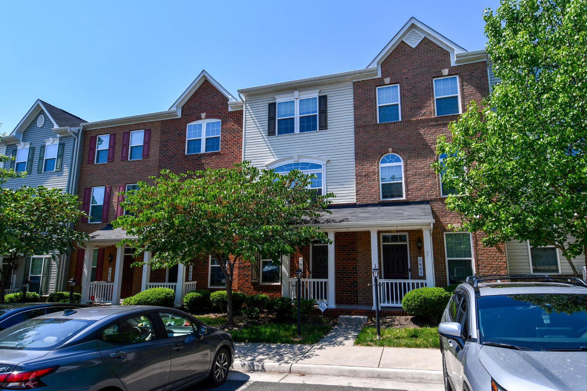 1665 Dorothy Ln, Woodbridge, VA 22191-3468, United States - Photo 1