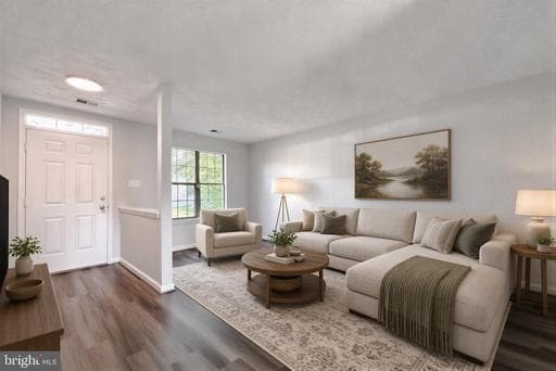 4 CHINABERRY LANE - Photo 1