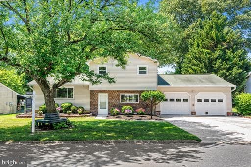162 Barbara Rd, Severna Park, MD 21146-1359, United States - Photo 1