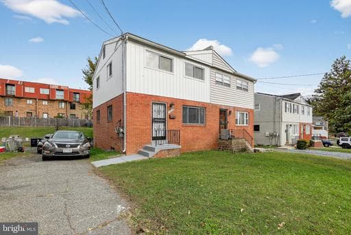 1432 41ST STREET - Photo 1