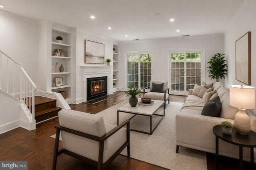 3295 SUTTON PLACE D - Photo 1