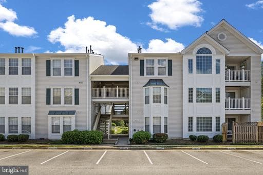8311 BLUEBIRD WAY B - Photo 1