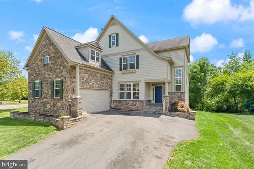 12850 VICTORY LAKES LOOP - Photo 1