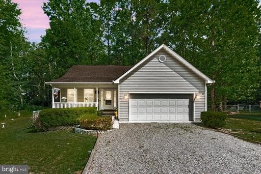281 DEVON DRIVE - Photo 1