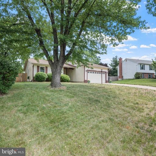 8871 Butternut St, Manassas, VA 20110-3821, United States - Photo 1
