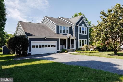 3 STARDUST COURT - Photo 1