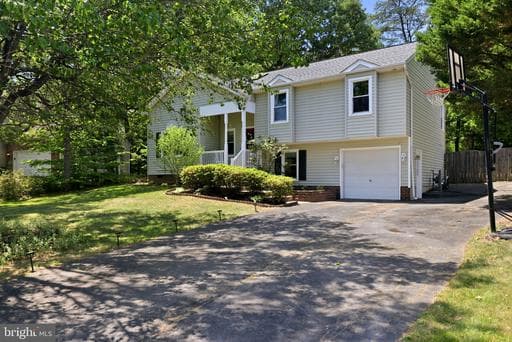 12 ARGYLE HILLS DRIVE - Photo 1