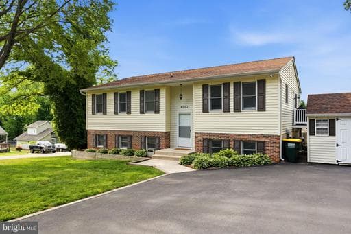 4002 13TH STREET - Photo 1
