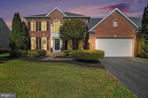 6604 KANAWHA WAY - Photo 1