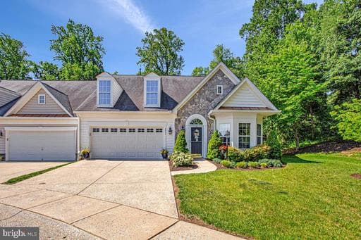 8633 VAST ROSE DRIVE 14 - Photo 1