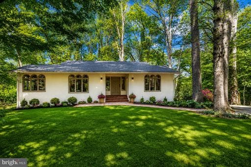 1196 TANAGER DRIVE - Photo 1