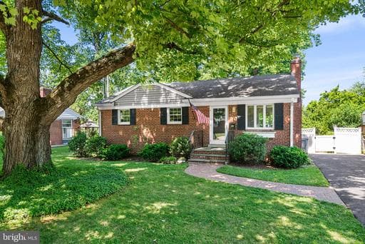 3220 NORFOLK LANE - Photo 1