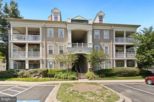 18101 Cloppers Mill Ter, Germantown, MD 20874-6342, United States - Photo 1