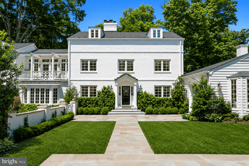 2501 49TH STREET - Photo 1