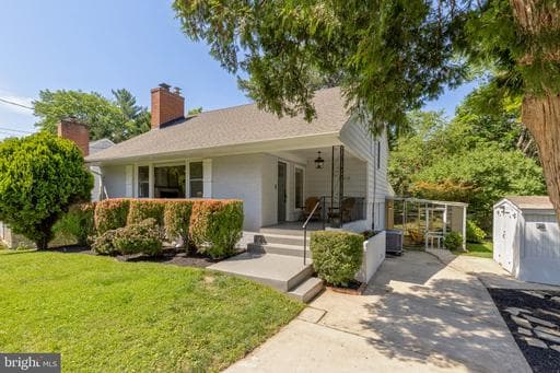 10210 Carroll Pl, Kensington, MD 20895-3301, United States - Photo 1