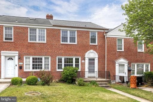 934 RADCLIFFE ROAD - Photo 1