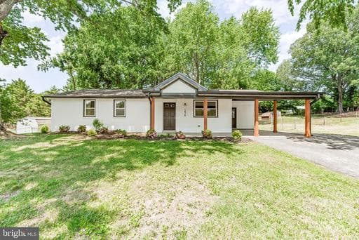1458 KNIGHT AVENUE - Photo 1