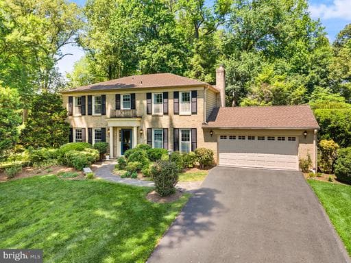 3422 Tilton Valley Dr, Fairfax, VA 22033-1809, United States - Photo 1