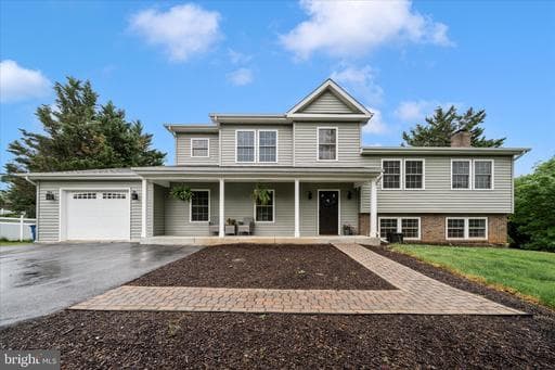 24717 SHOWBARN CIRCLE - Photo 1