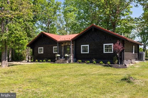 171 AMBERWOOD LANE - Photo 1