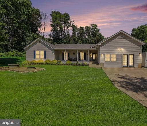 7462 KEITH ROAD - Photo 1