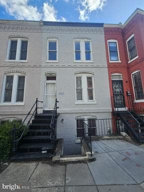1746 V STREET - Photo 1