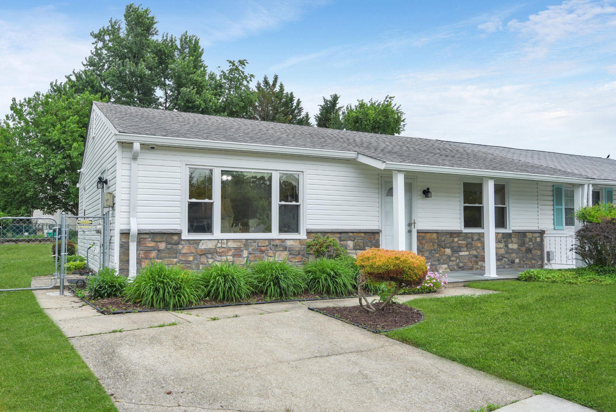7729 Vena Ct, Pasadena, MD 21122-1823, United States - Photo 1