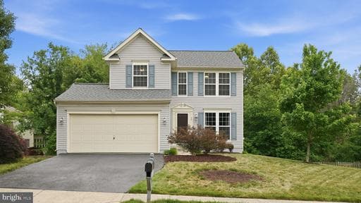 16 EMERALD DRIVE - Photo 1
