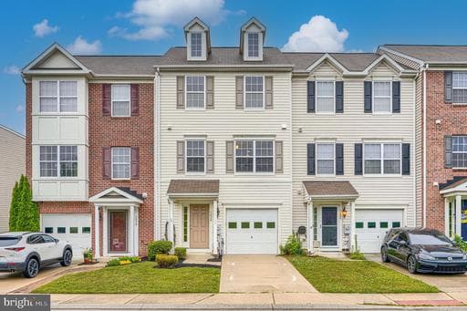 1428 WELLSPRING DRIVE - Photo 1