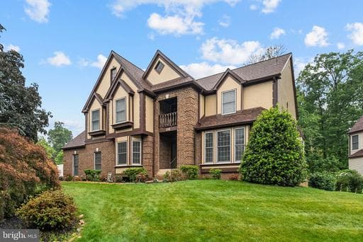 36 Rutherford Cir, Sterling, VA 20165, United States - Photo 1