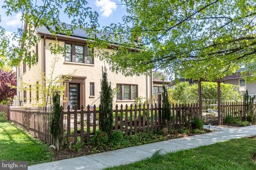 404 ALLEGHENY - Photo 1