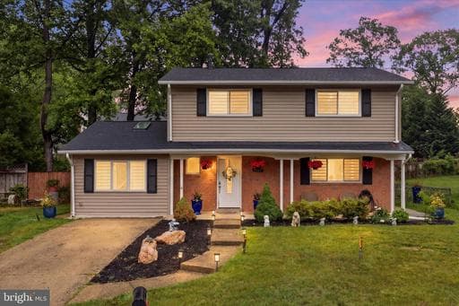 6809 Rolling Rd, Springfield, VA 22152-3429, United States - Photo 1