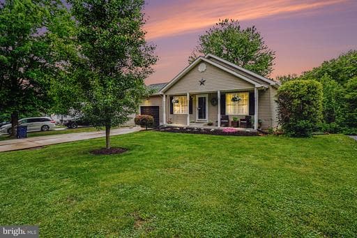 47 PINE CONE DRIVE - Photo 1