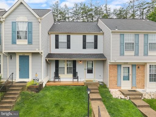 113 INDEPENDENCE DRIVE - Photo 1