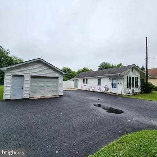1847 Mitchell Dr, Aberdeen, MD 21001-4323, United States - Photo 1