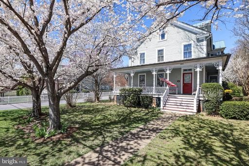 301 E MAIN STREET - Photo 1