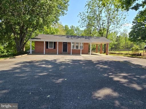 1285 GARRISONVILLE ROAD - Photo 1