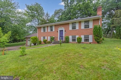10500 Linfield ST FAIRFAX VA 22032 - Photo 1