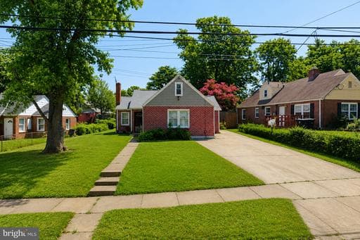 6815 STANDISH DRIVE - Photo 1
