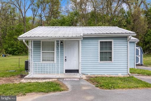 15442 FALLING WATERS ROAD - Photo 1