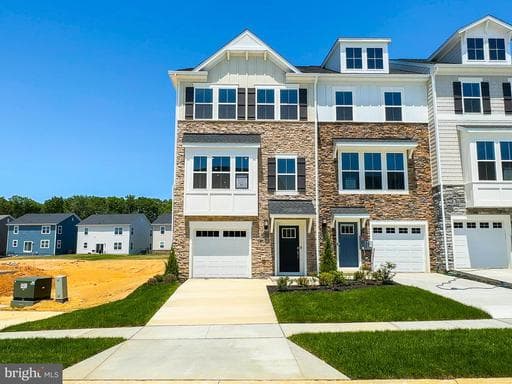 10527 COBBLER PLACE - Photo 1