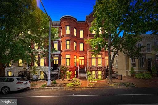 123 4TH STREET - Photo 1