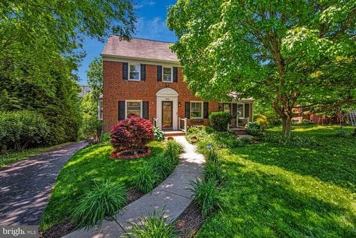 902 Locustvale Rd, Towson, MD 21204-2703, United States - Photo 1