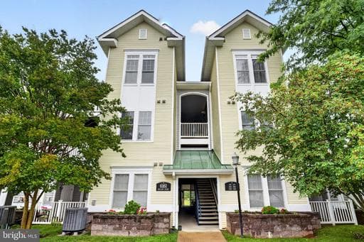 6161 Willow Pl, Bealeton, VA 22712-6729, United States - Photo 1