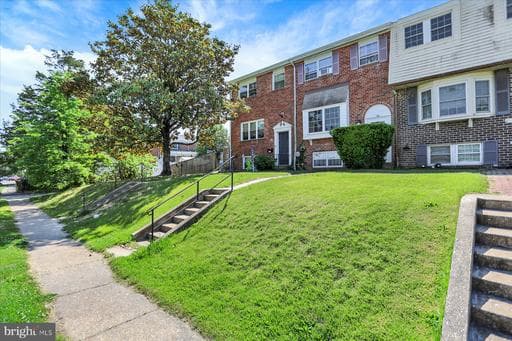959 Elm Rd, Halethorpe, MD 21227-3809, United States - Photo 1