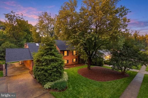 8805 STARK ROAD - Photo 1